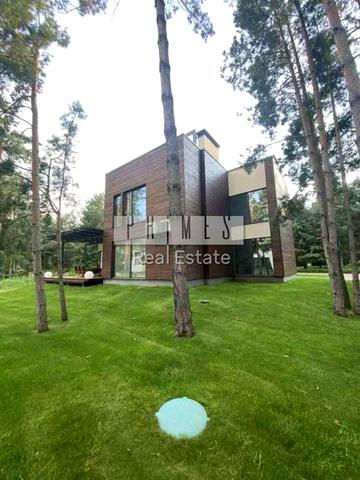 Набережна вул.