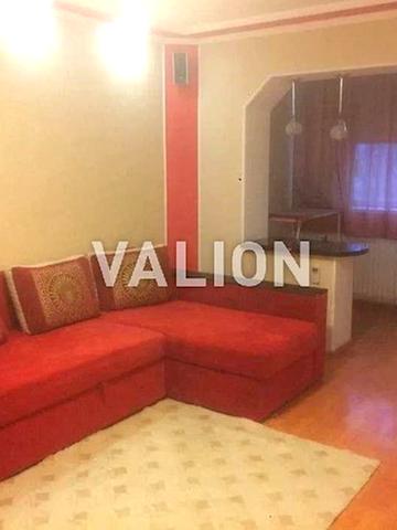 Чорнобильська вул., 21