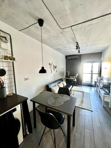 Зелена вул., 204д