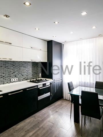 Герасима Кондратьєва вул. (Кірова), 211б