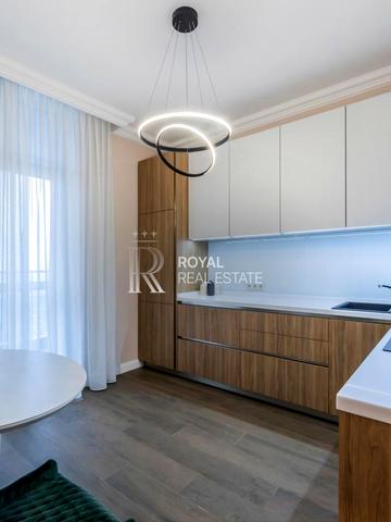 Джона Маккейна вул. (Івана Кудрі), 7