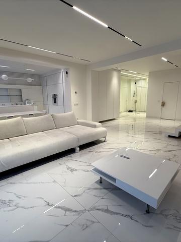 Отця Іздрика вул., 7/4