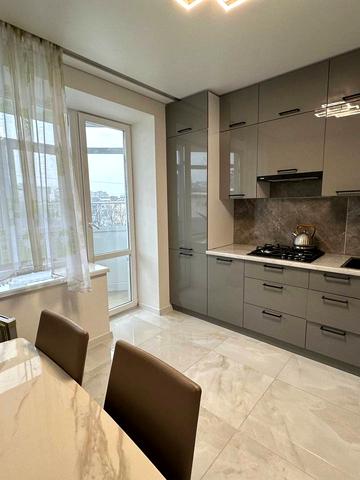 Короля Данила вул., 16в