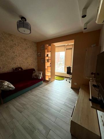 Левка Лукяненка вул. (Василя Жуковського), 16, 18, 20, 24