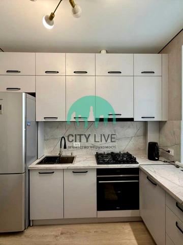 Костя Левицького вул., 4