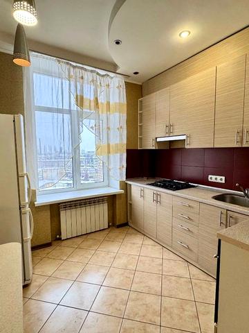 128-ї Бригади Тероборони вул. (Курчатова), 4