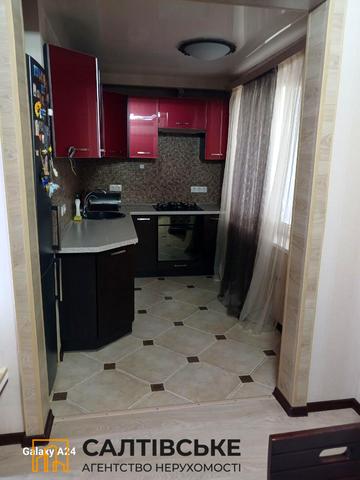 Академіка Павлова вул., 162