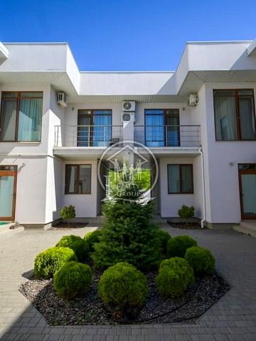 Набережна вул.