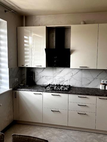 Одеська вул., 2/1