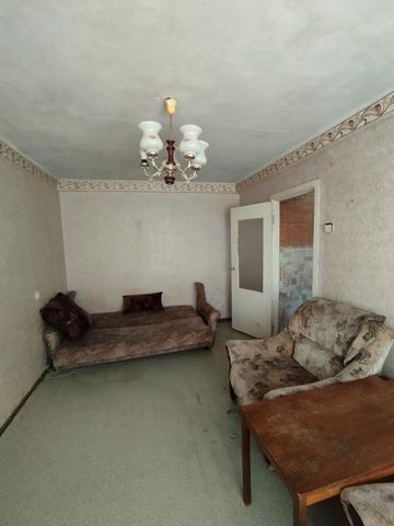 Високовольтна вул., 12