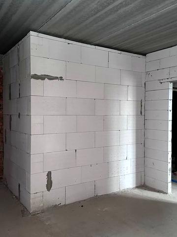 Андріївська вул., 19