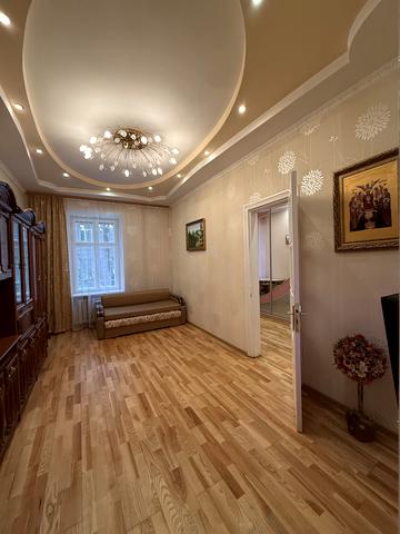 Миколи Гоголя вул., 7