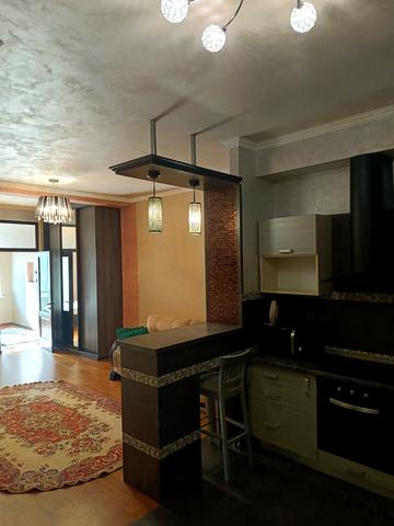 Жилянська вул., 118