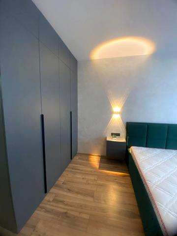 Золота вул., 2