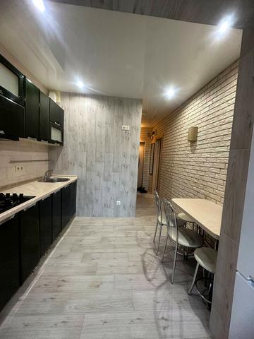 Володимира Українця вул., 57