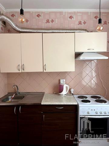 Ревуцького вул., 18-А