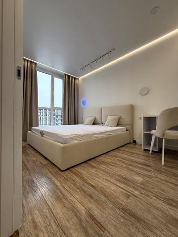 Героїв Майдану вул., (Будинок 8)