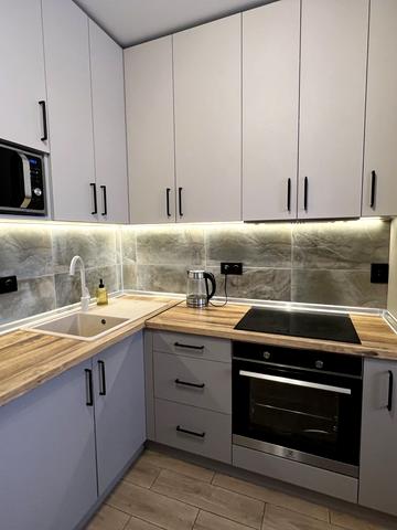 Боголюбова вул., 33