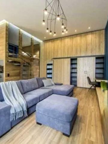 Михайлівська вул., 19