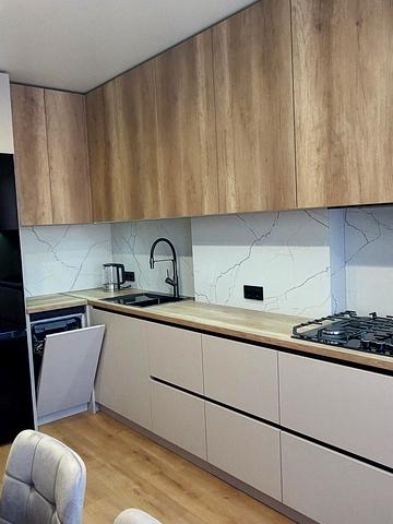 Короля Данила вул., 48