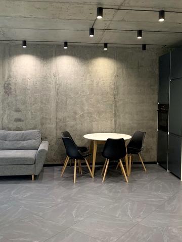 Ділова вул. (Димитрова), 2-Б