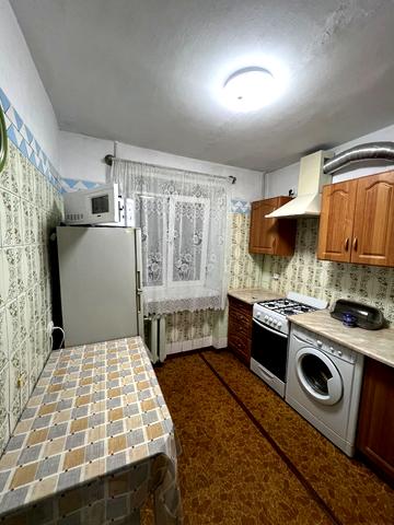 Варненська вул., 12/2