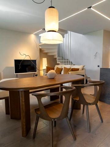 Євгена Коновальця вул., 49