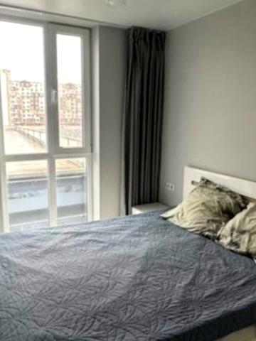 Нова Виноградна вул., 2