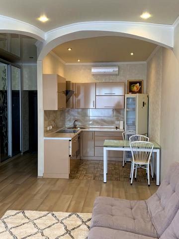 Крутогірний узвіз (Рогальова), 20-А