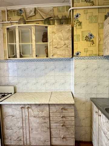 Гірницький мікрорайон вул., 42