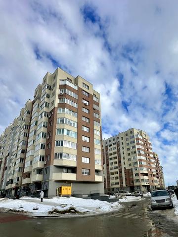 Угорська вул., 14к