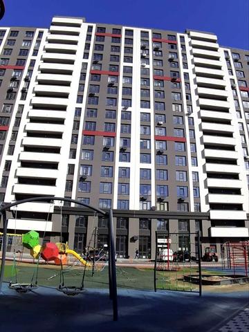 Любомира Гузара просп. (Космонавта Комарова), 15