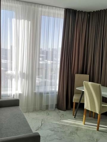 Олеся Бердника вул., 1-Г