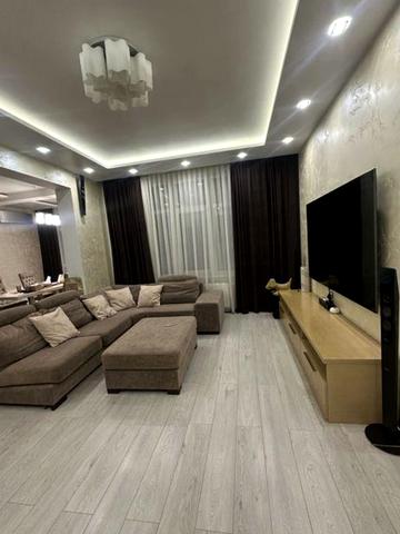 Андрія Верхогляда вул. (Михайла Драгомирова), 3