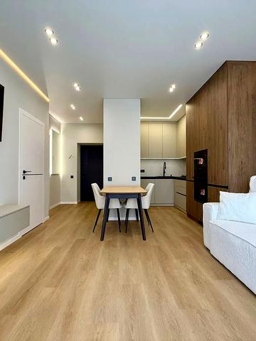 Тараса Шевченка вул., (Будинок 5)