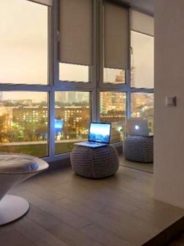 Панаса Мирного вул., 11