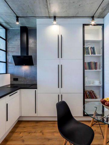 Кирилівська вул. (Фрунзе), 37