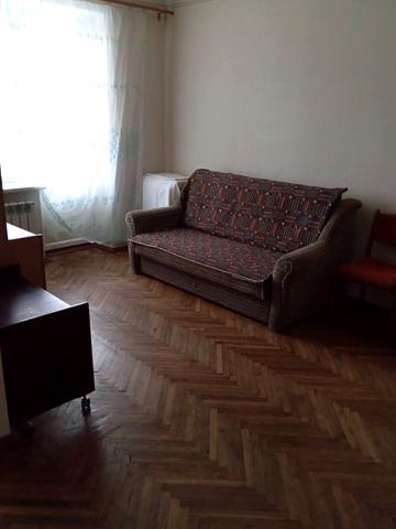 Пилипа Козицького вул., 5/1