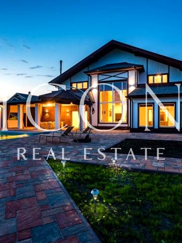 Жовтнева вул.