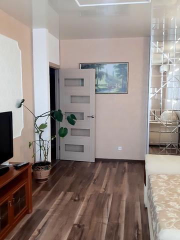 Бориса Гмирі вул., 17