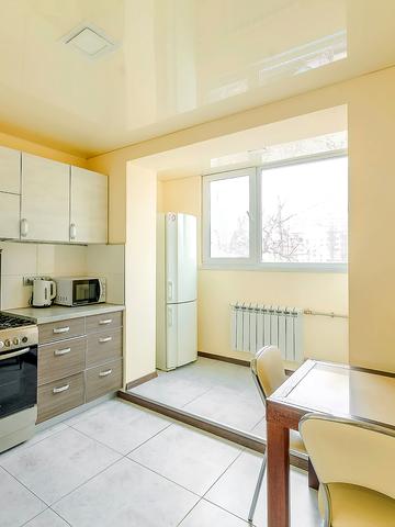 Науки просп. (Леніна), 21а