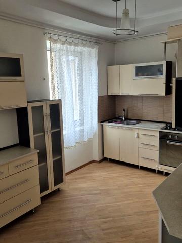 Південний бульв., 38