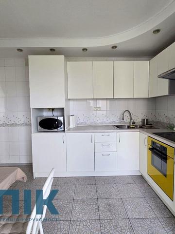 Левка Лукяненка вул. (Маршала Тимошенка), 18