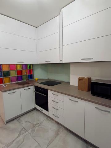 Бакинська вул., 37-Д