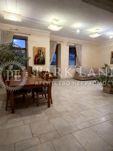 Хрещатик вул. (Kreschatic), 15