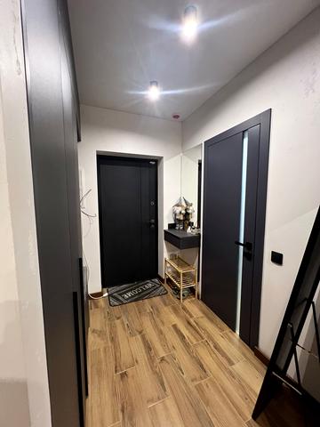 Євгена Коновальця вул., 37-А