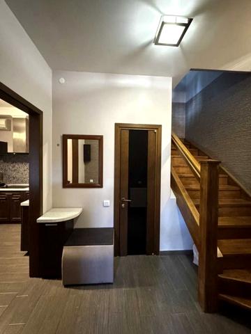 Незалежності вул., 37