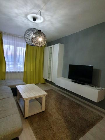 Сергія Корольова вул., 10