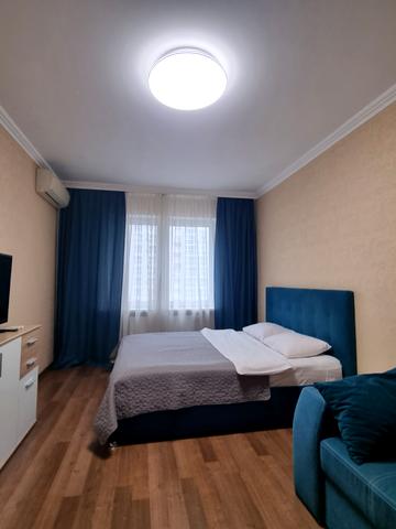 Єлизавети Чавдар вул., 38