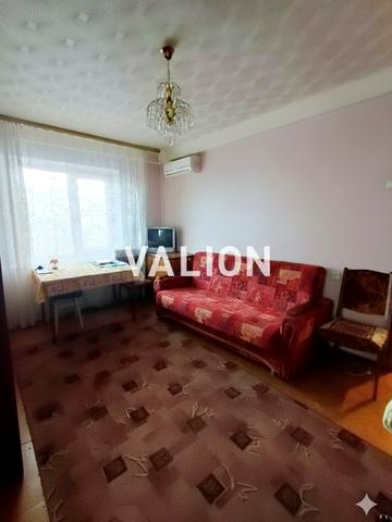 Оболонський просп., 10